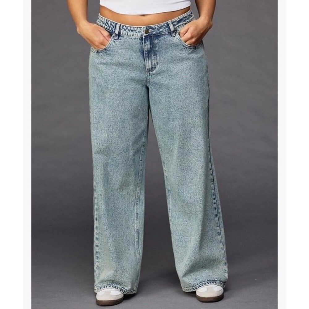Rsq - NWT Womens Low 11” Rise Baggy Jeans Acid Wash Size 31